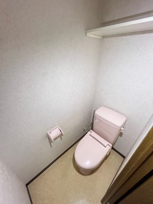 トイレ　別部屋参考写真