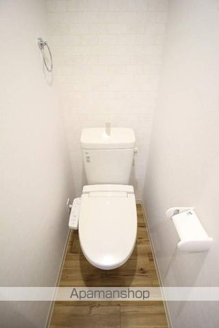 ＪＲ赤穂線 西川原駅 徒歩23分 3階建 築8年のトイレ写真