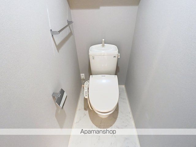 近鉄奈良線 新大宮駅 徒歩16分 3階建 築19年のトイレ写真