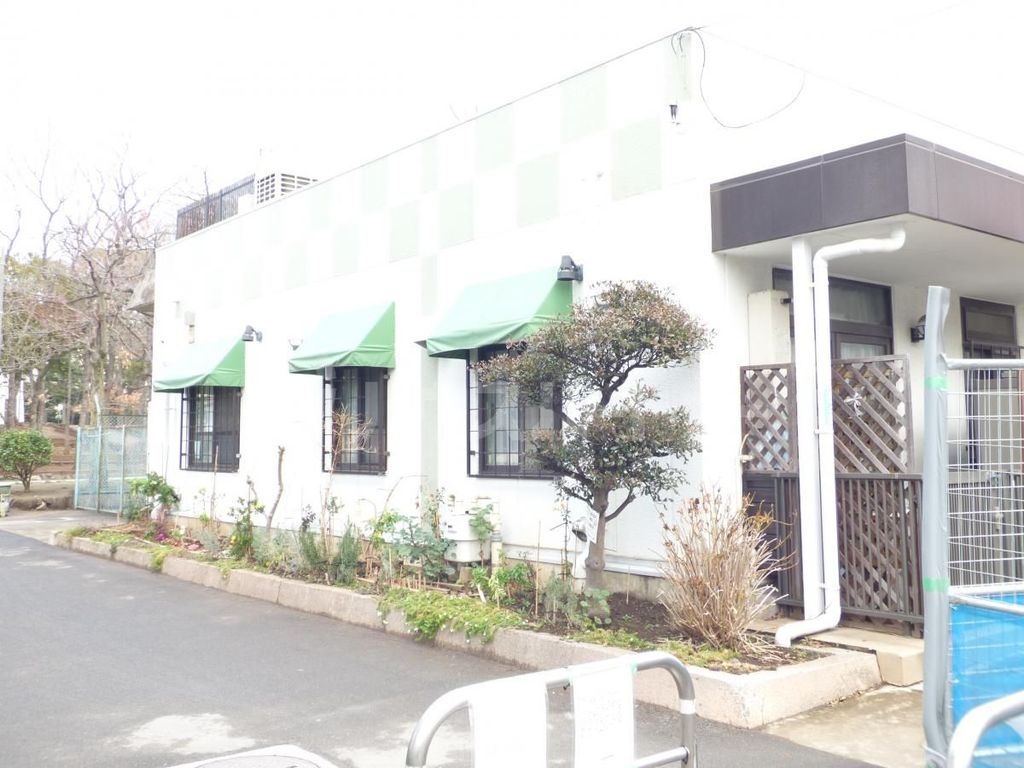 幼稚園・保育園　青戸もも保育園（幼稚園・保育園）まで290m