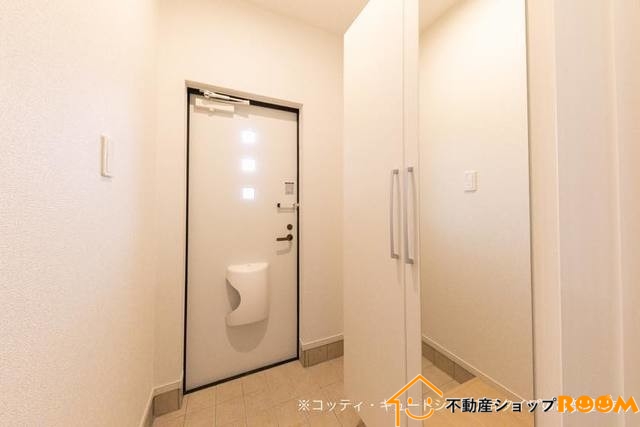 ＪＲ鹿児島本線 西牟田駅 徒歩26分 2階建 築7年の玄関写真