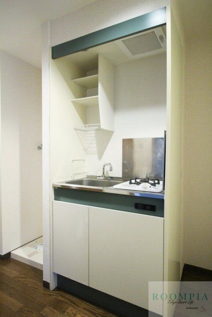 キッチン　※同タイプの別のお部屋です。