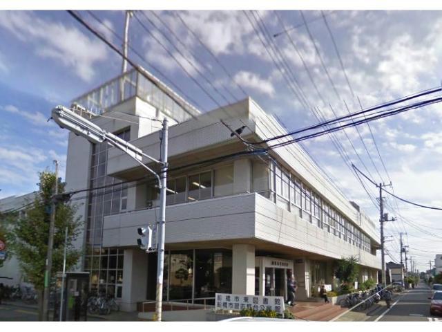 図書館　船橋市東図書館（図書館）まで326m