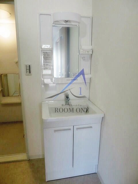 洗面設備　洗面台です。