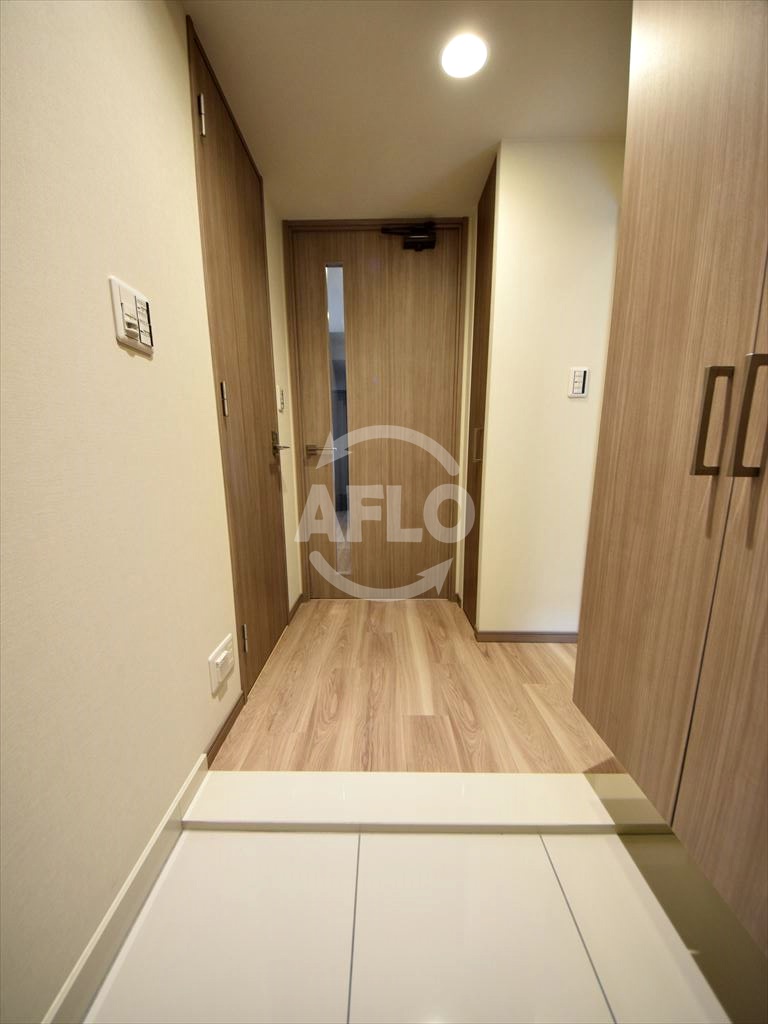 玄関　プレサンスロジェ堺筋本町　玄関
