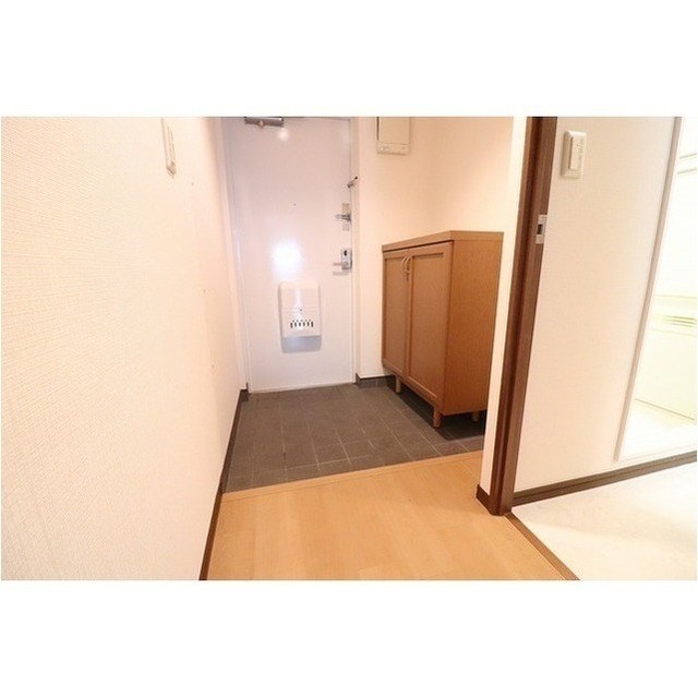 玄関　※参考写真※