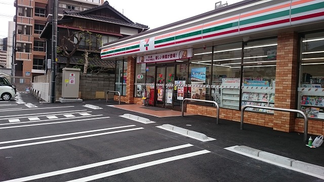 コンビニ　セブンイレブン小倉砂津1丁目店（コンビニ）まで441m