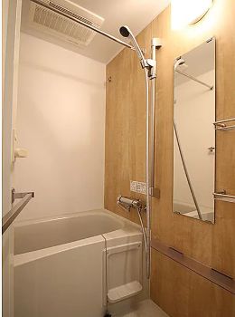 バス・シャワールーム　参考写真：別部屋タイプ