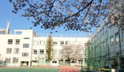 小学校　新宿区立江戸川小学校（小学校）まで390m
