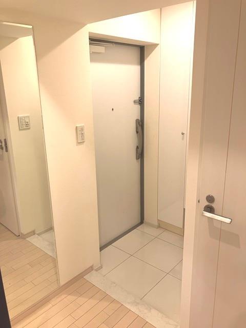 玄関　シンプルで使いやすい玄関です