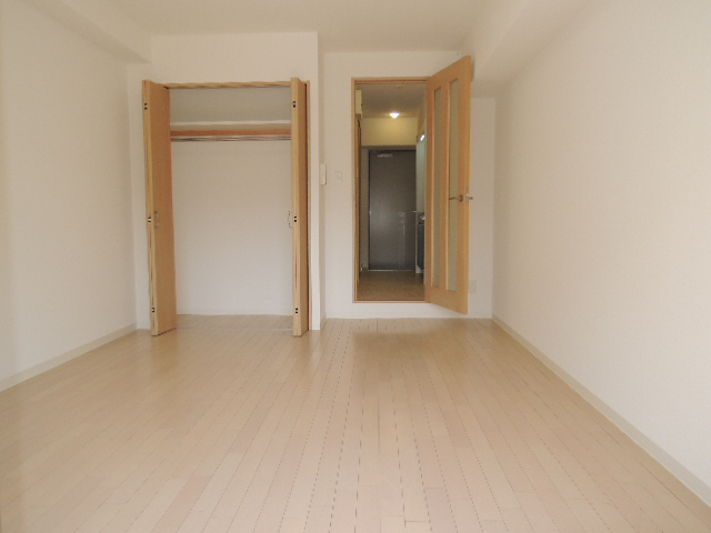 居室・リビング　写真は同マンションの別のお部屋のものです