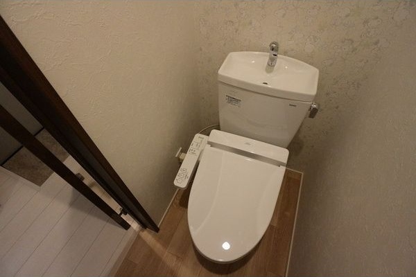 GRANDTIC HAPPY八田のトイレ写真