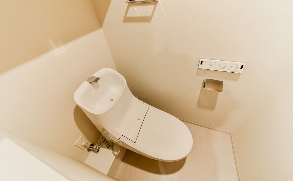 オープンレジデンシア栄 THE COURTのトイレ写真