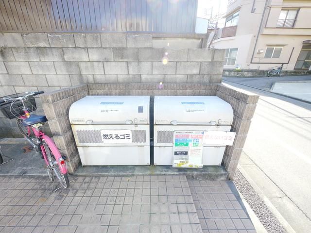 都営三田線 板橋本町駅 徒歩17分 2階建 築21年の外観写真