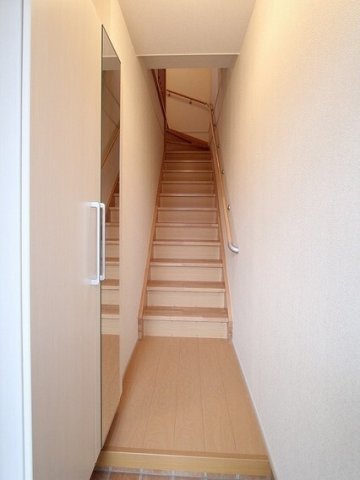 玄関　落ち着いた玄関です