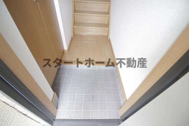 玄関　明るい玄関です
