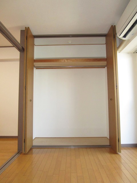 収納　クローゼット