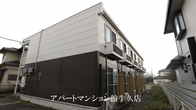 【レオパレスさちの建物外観】