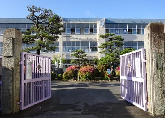 【ＪＲＢハイツ倉敷駅前の小学校】