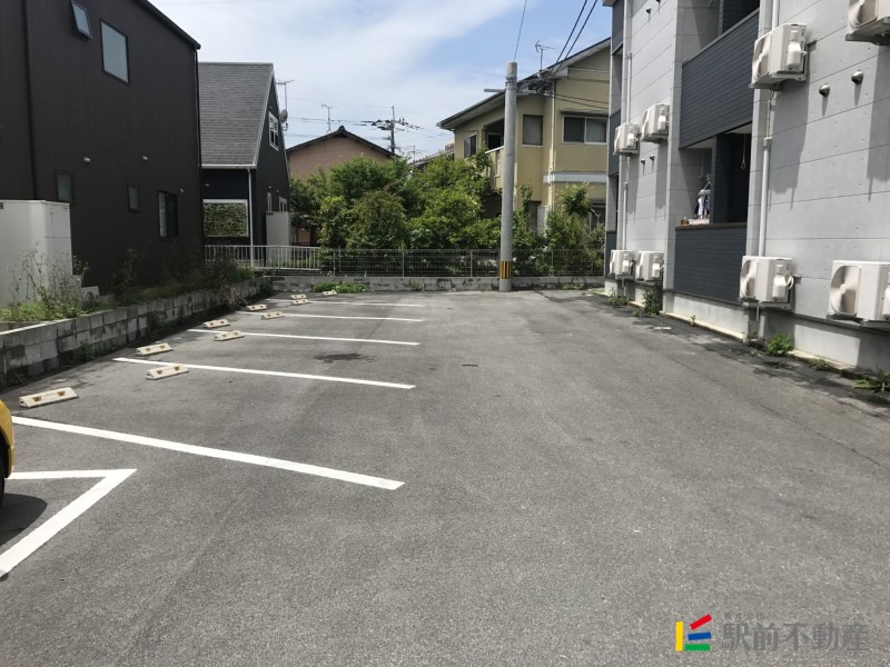 【大牟田市臼井町のアパートの駐車場】