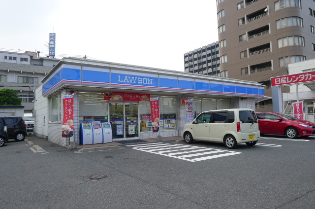 【北九州市八幡西区菅原町のマンションのコンビニ】