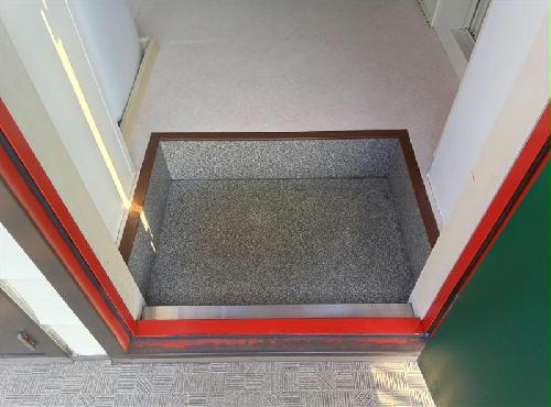 玄関　備品や設備仕様は号室等により異なります現地をご確認ください。