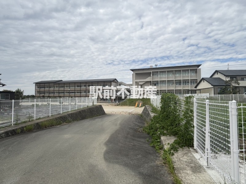 小学校　桜舞館小学校（小学校）まで1200m