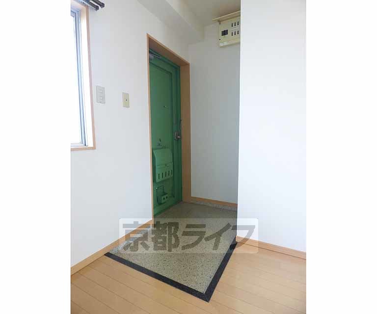 玄関　玄関です。