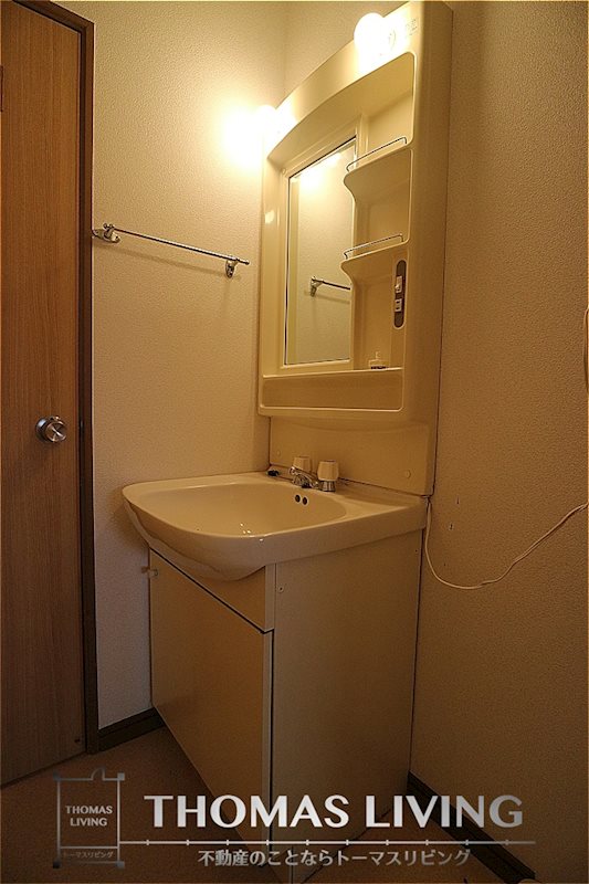 洗面設備　大人女子に必須の独立洗面台