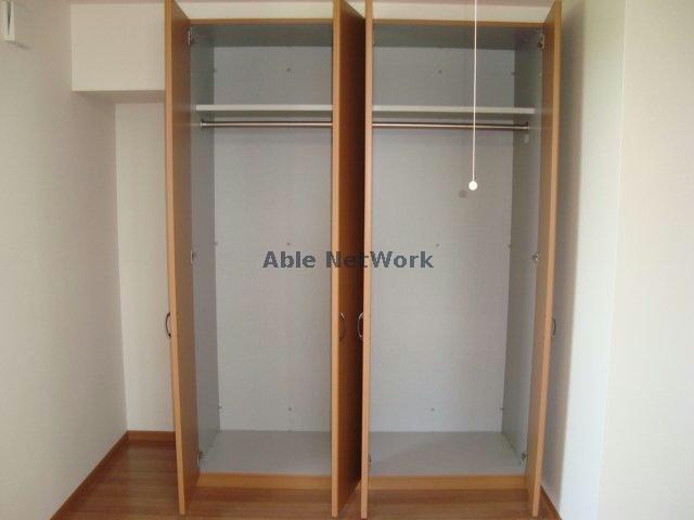 収納　クローゼット