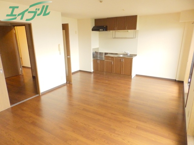 居室・リビング　同型別部屋写真