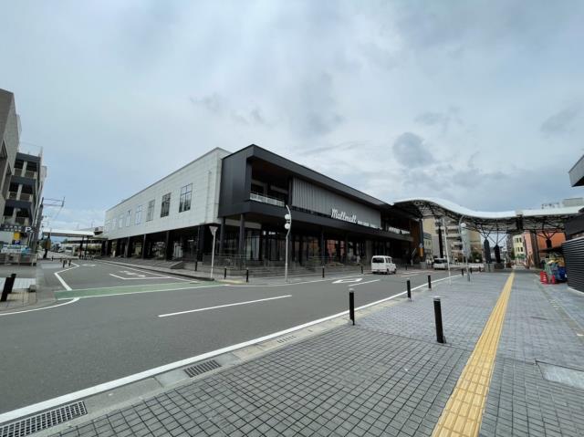 図書館　図書館（図書館）まで1261m