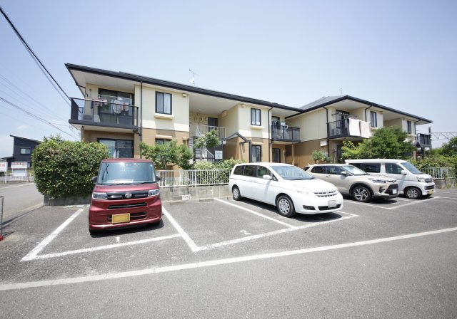 駐車場　別部屋同間取りのお写真となります。参考にご覧くださいませ。現