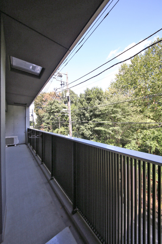 バルコニー　東向きバルコニー