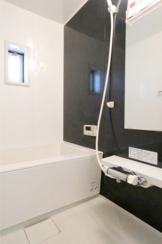 バス・シャワールーム　図面と現状に相違がある場合には現状を優先