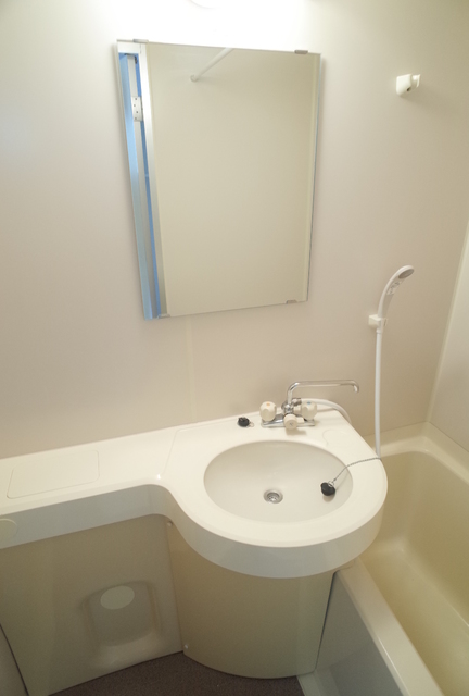 洗面設備　独立洗面台設置済み