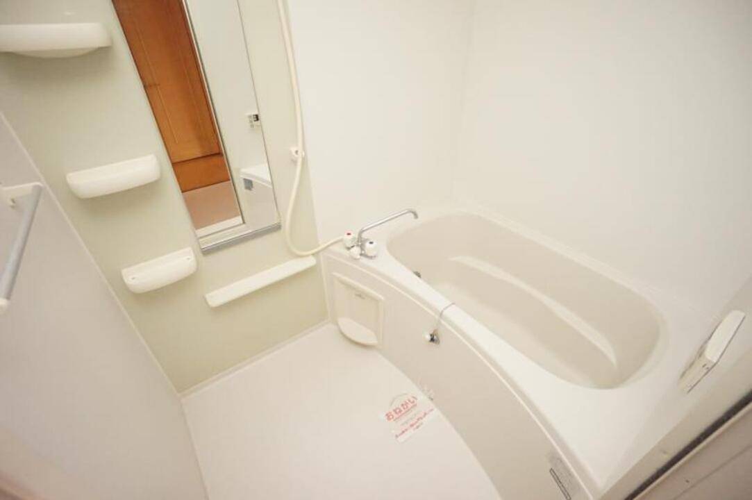 バス・シャワールーム　浴室