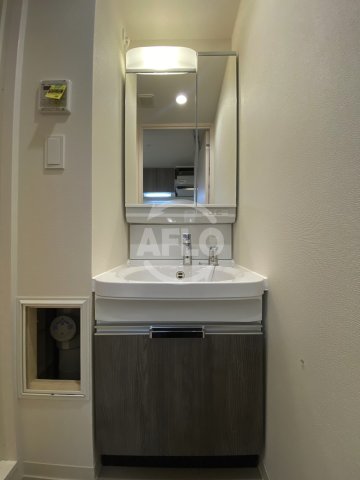 洗面設備　プレサンス福島吉野ミナージ　独立洗面台