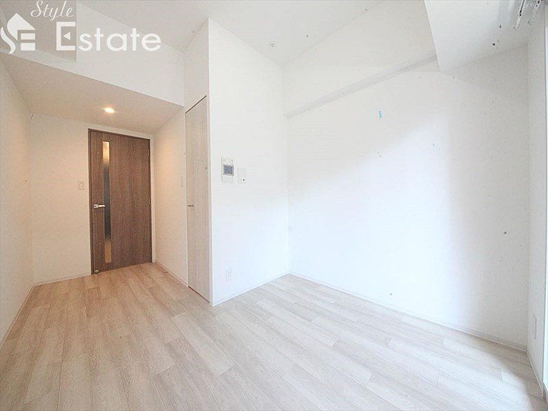 居室・リビング　内装