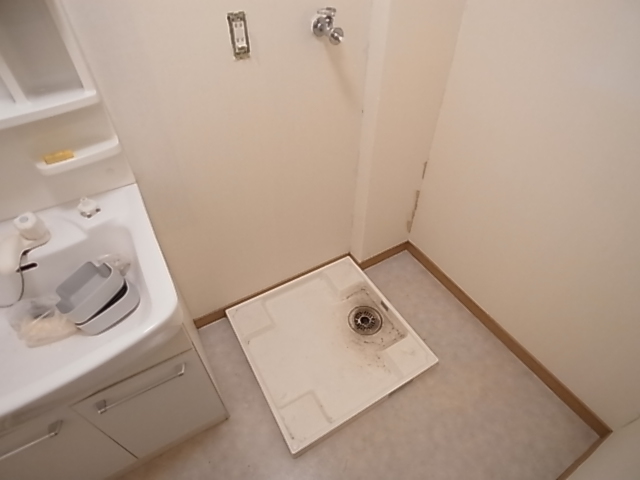 その他　室内洗濯機置き場付きです。