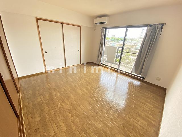 居室・リビング　※写真は別号室のものですので現状優先とさせていただきます