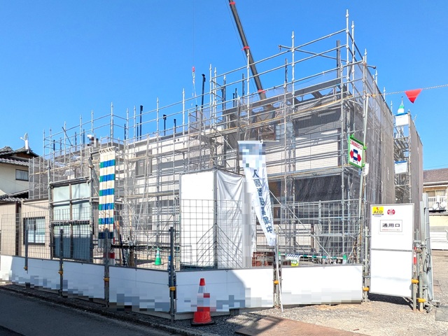 建物外観　建築中