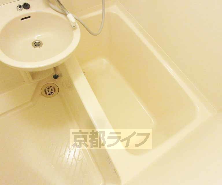 バス・シャワールーム　キレイなお風呂です