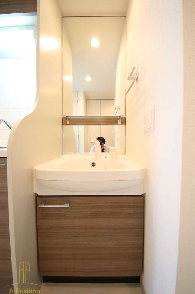 洗面設備　プレサンス心斎橋ラヴィ