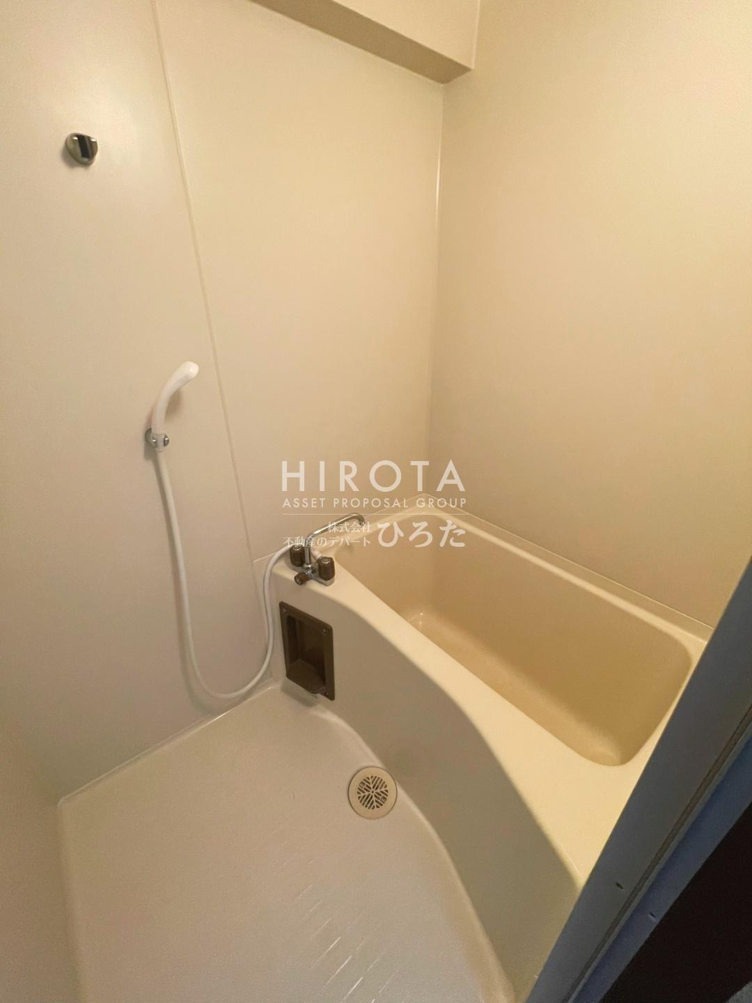 バス・シャワールーム　※モデルルーム写真の為、入居時家具・備品等はついてきません※