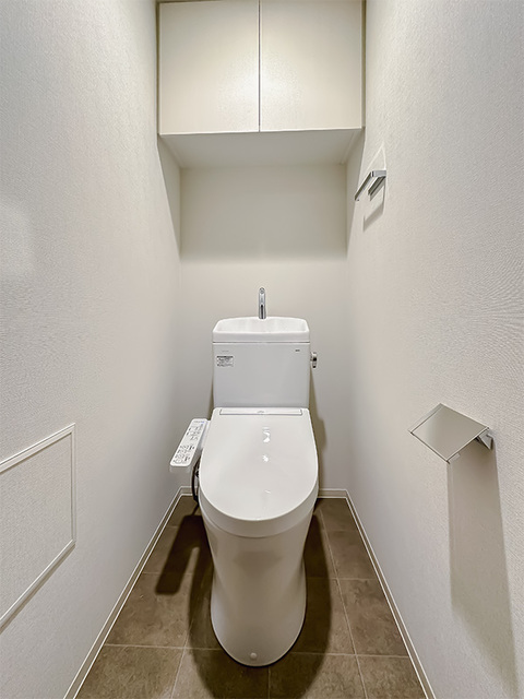 トイレ　※写真は同タイプ住戸です。