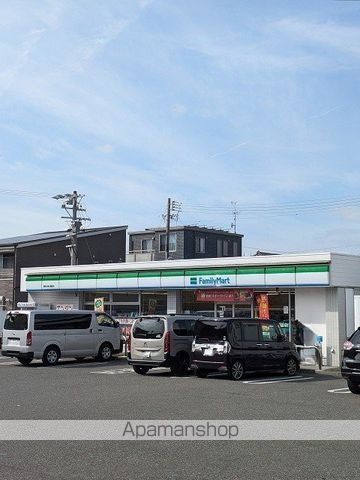 コンビニ　ファミリーマート静岡小鹿公園前店（コンビニ）まで1853m