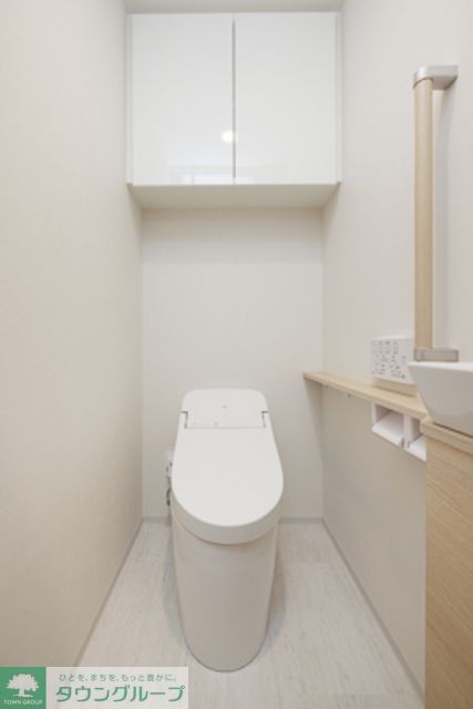 トイレ　※写真は同タイプ住戸です。