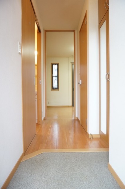 玄関　図面と現状に相違がある場合には現状を優先