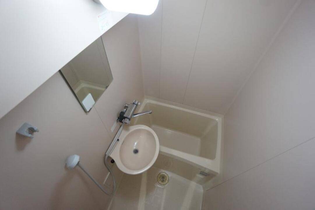 バス・シャワールーム　浴室
